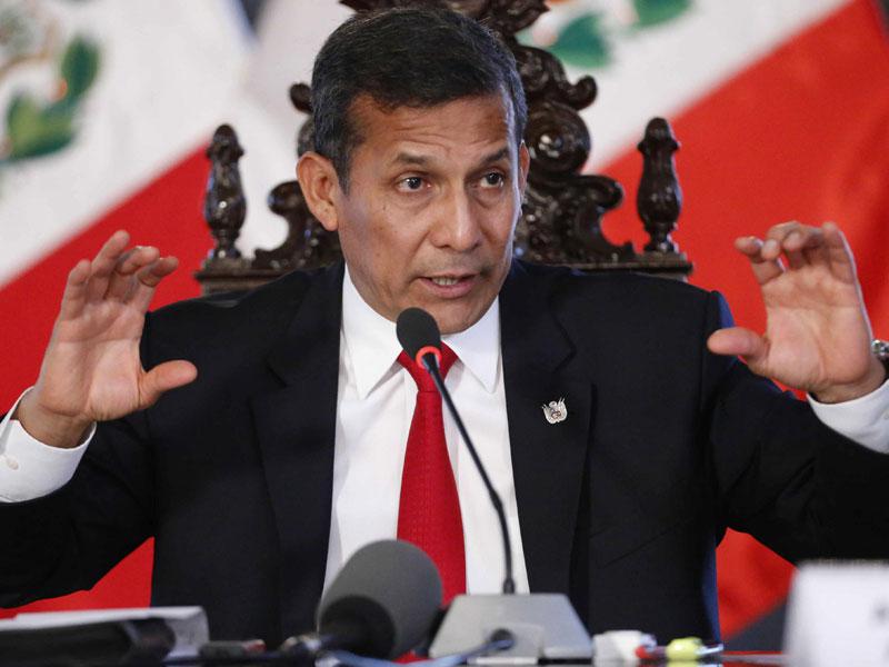 Ollanta Humala le lanza la pelota al TC con fonavistas