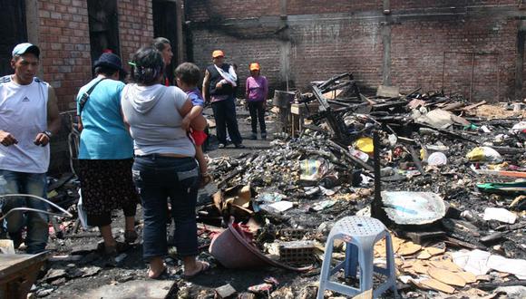 Incendio destruyó las viviendas de seis familias en el Rímac
