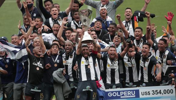 Alianza campeón: así levantaron el trofeo de la Liga 1 en el Estadio Nacional | Foto: Jesus Saucedo / @photo.gec