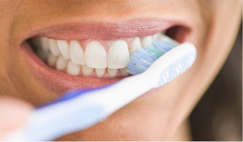 9 errores de la salud bucal que seguro estás cometiendo