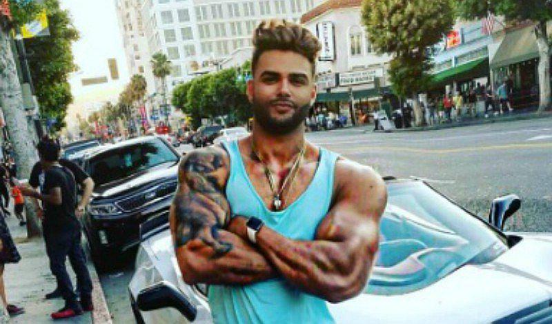 OMG! Fans se burlan Erick Sabater por 'pequeño' detalle íntimo [FOTO]