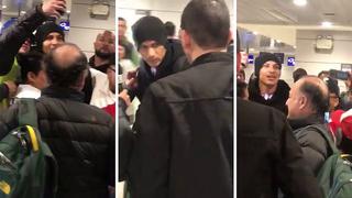 Paolo Guerrero: Hinchas lo tildan de "pecho frío" en aeropuerto de Brasil y este responde | VÍDEO