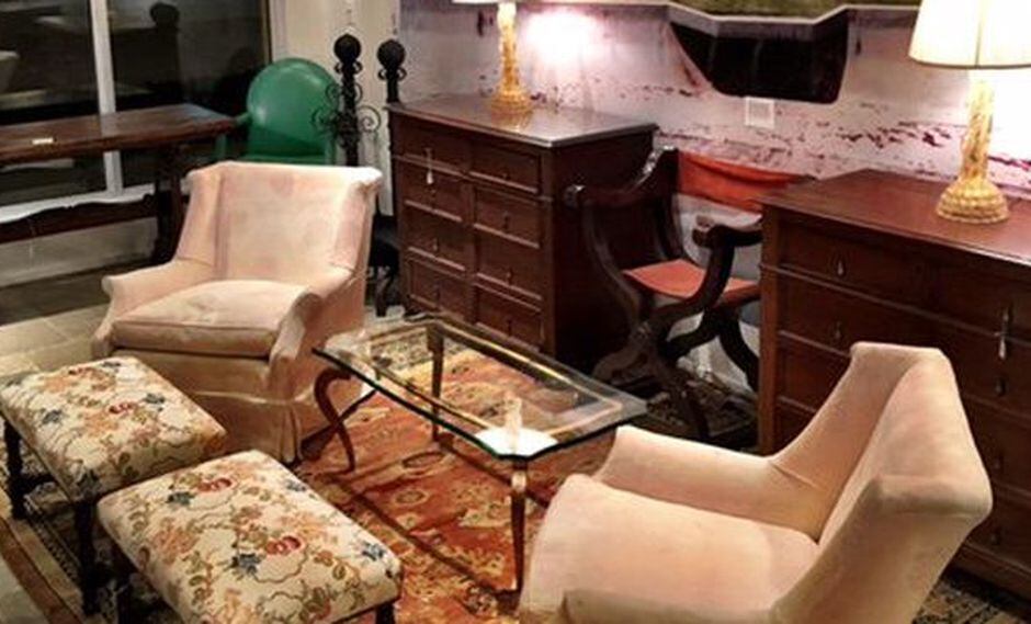Muebles de John F. Kennedy son subastados en 400.000 dólares | | Ojo