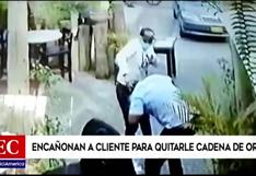 Surco: ladrón armado arranca cadena a hombre que almorzaba en restaurante | VIDEO