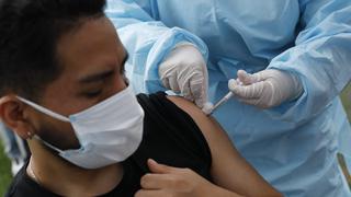 64 provincias del país han vacunado contra el COVID-19 al 50% o más de su población objetivo