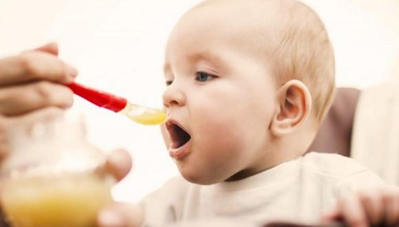 OMS alerta sobre alimentos inapropiados que venden para bebés