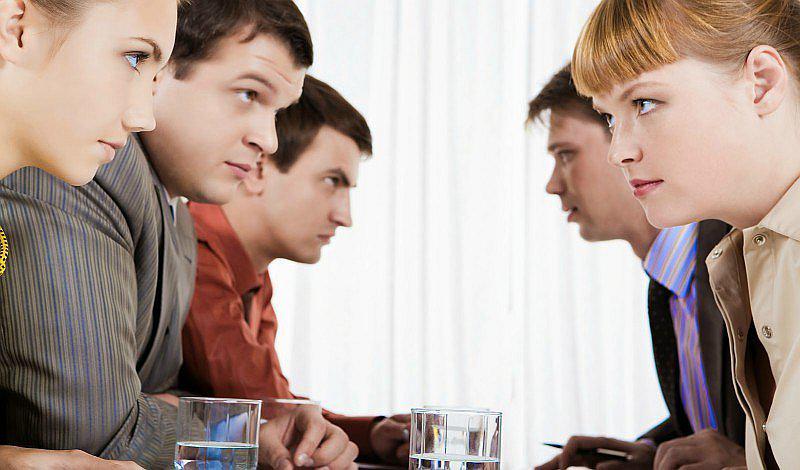 ¿Cómo resolver los conflictos en el trabajo? ¡Atenta a estos tips!