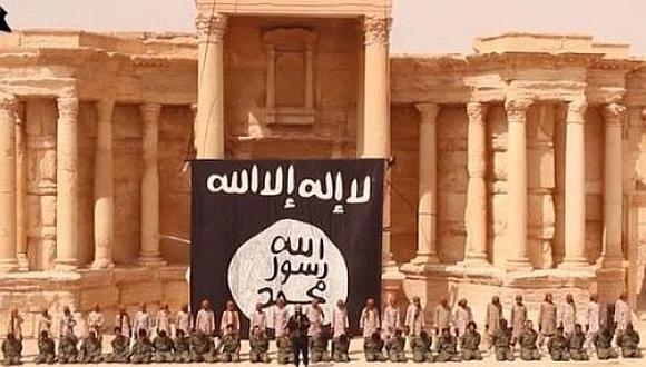 Palmira: Estado Islámico se apodera de armas abandonadas por Siria 