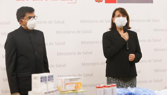 La actividad se ejecutó este viernes en la sede principal del Minsa, donde estuvo el embajador de la India en Perú y Bolivia, Mandarappu Subbarayudu, y la ministra de Salud, Pilar Mazzetti. (Foto:Minsa)