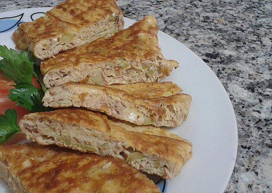 Aprenda a preparar una exquisita tortilla de atún