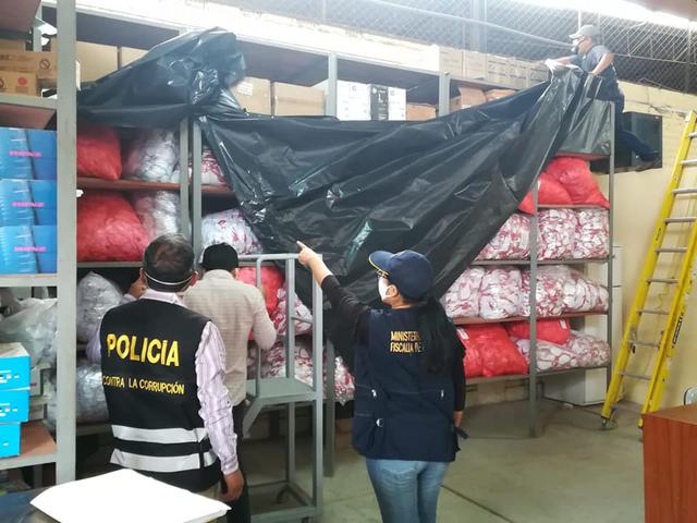 El Ministerio Público y la Policía intervinieron el almacén central del Gobierno Regional de Piura. (Foto: Fiscalía)