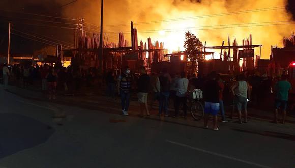 Locales de venta de madera en Sullana fueron afectados con gran incendio (Foto: Municipalidad Provincial de Sullana)