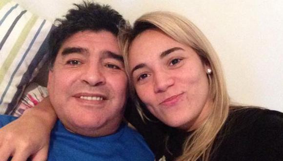 Novia de Diego Maradona revela que se casan, pero aún no hay fecha 