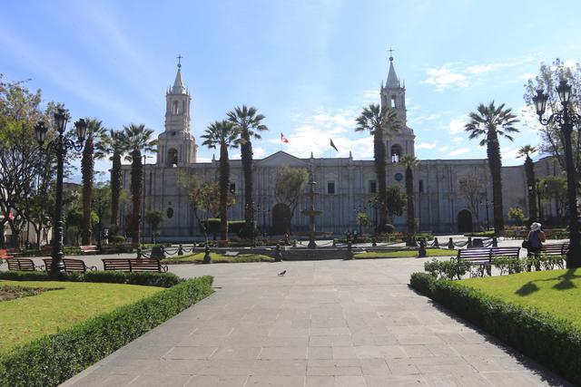 Arequipa es una ciudad y un área metropolitana, capital de la provincia homónima y del departamento de Arequipa, es considerada la 'Capital Jurídica del Perú' y la 'Sede Oficial del Tribunal Constitucional' desde 1979. (Foto: El Comercio / Fuente: Municipalidad de Arequipa)