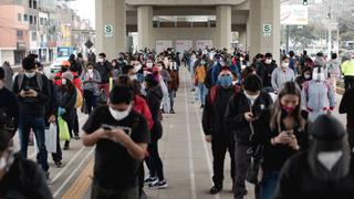 Metro de Lima: reportan largas colas en la estación Caja de Agua  | FOTOS
