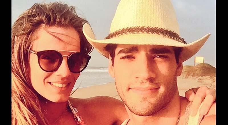  Alejandra Baigorria y Guty Carrera hacen de las suyas en la playa [FOTOS] 