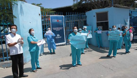 El personal médico del hospital Jorge Reátegui de Piura denuncia de está abandonado. (Foto: GEC)