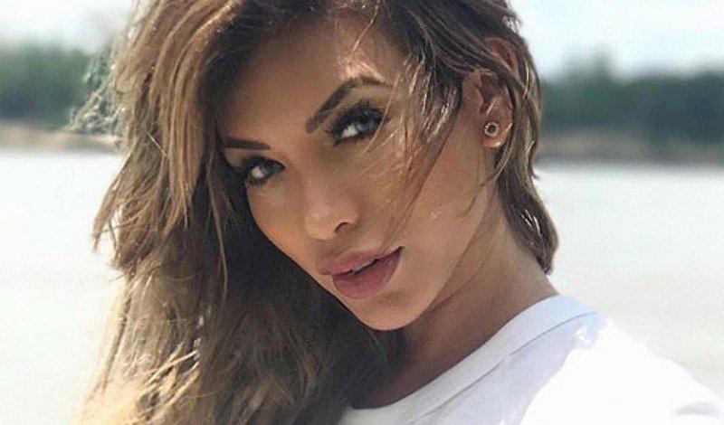 Paula Manzanal mueve las caderas como Shakira