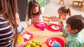 Comer para vivir: horarios de escuela y comida