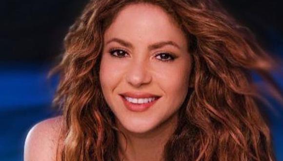 Shakira aparece bailando junto a unos robots en el video de la canción "Te felicito" (Foto: Shakira / Instagram)