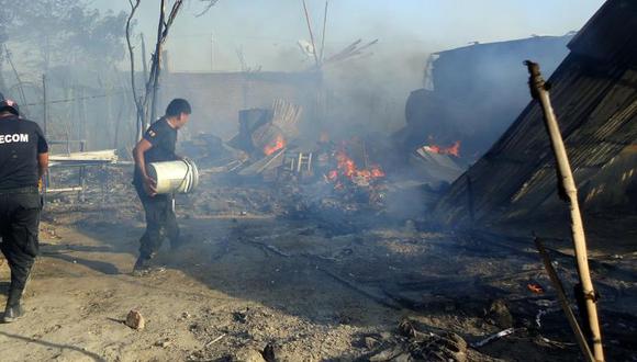 Incendio consumió quinta en Barrios Altos [VIDEO]