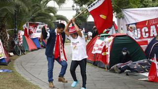 Elecciones 2021: simpatizantes de Perú Libre continúan acampando en los exteriores del JNE | FOTOS