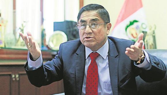 ​César Hinostroza se defiende tras grave acusación de que recibió dinero de Edwin Oviedo