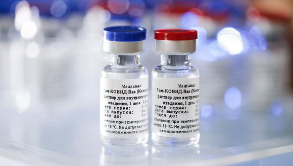 This handout picture taken on August 6, 2020 and provided by the Russian Direct Investment Fund shows the vaccine against the coronavirus disease, developed by the Gamaleya Research Institute of Epidemiology and Microbiology. (Photo by Handout / Russian Direct Investment Fund / AFP) / RESTRICTED TO EDITORIAL USE - MANDATORY CREDIT "AFP PHOTO / Russian Direct Investment Fund / Handout " - NO MARKETING - NO ADVERTISING CAMPAIGNS - DISTRIBUTED AS A SERVICE TO CLIENTS