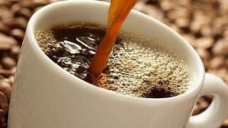 Universidad da a estudiantes dosis de cafeína equivalentes a 300 cafés juntos
