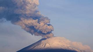 Volcán bota ceniza y amenaza a los más de 25 millones de habitantes en Ciudad de México