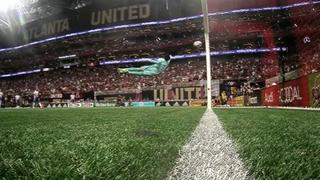 Una muralla: Pedro Gallese hizo brillante atajada para evitar gol a Orlando City | VIDEO