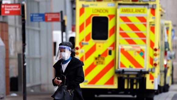 Reino Unido eleva las alarmas tras los casos detectados de viruela del mono. (Foto referencial, TOLGA AKMEN / AFP).