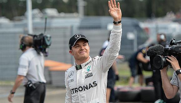 Fórmula 1: Nico Rosberg parte delante de Lewis Hamilton en Hockenheim