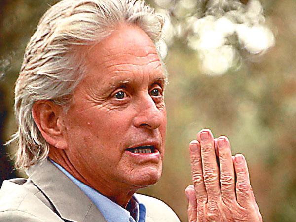 Michael Douglas lucha contra el cáncer