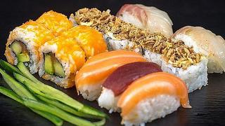 Adicto al sushi se extrae gusano de 1,5 metros (FOTO)