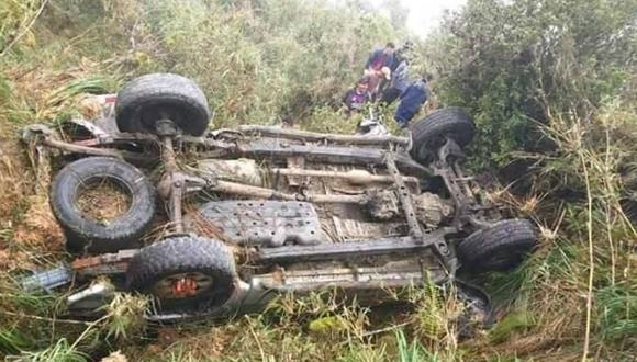 Mujer muere y otras 12 personas resultan heridas al caer camioneta a abismo de 300 metros en Puno (Foto: cortesía)