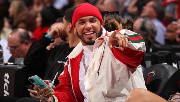 MIAMI, FL - FEBRUARY 28: Rapper, Anuel AA attends the game between the Dallas Mavericks and the Miami Heat on February 28, 2020 at American Airlines Arena in Miami, Florida. NOTE TO USER: User expressly acknowledges and agrees that, by downloading and or using this Photograph, user is consenting to the terms and conditions of the Getty Images License Agreement. Mandatory Copyright Notice: Copyright 2020 NBAE   Issac Baldizon/NBAE via Getty Images/AFP