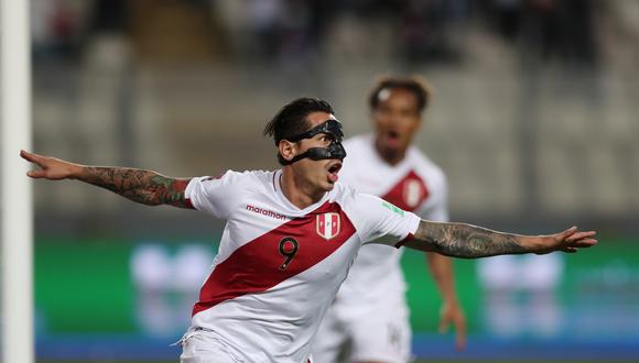 Gianluca Lapadula marcó su primer gol en las Eliminatorias Qatar 2022. Foto: REUTERS/Sebastian Castaneda