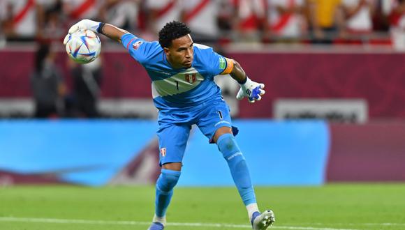 Pedro Gallese busca revancha con Perú tras queda fuera del Mundial Qatar 2022. (Foto: EFE)