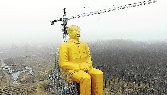 En China construyen estatua a genocida.