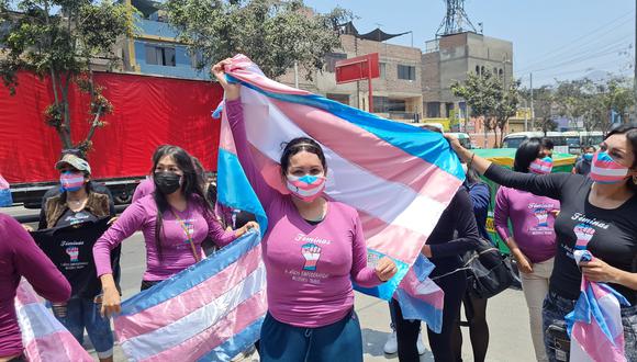 Dania Calderón García se convirtió en la primera mujer trans en recibir su DNI con cambio de sexo sin necesidad de someterse a una reasignación genital. (Foto: Féminas Perú)