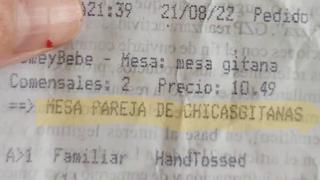 Pizzería identificó a clientas como ‘chicas gitanas’ y podría recibir multa de 500,000 euros