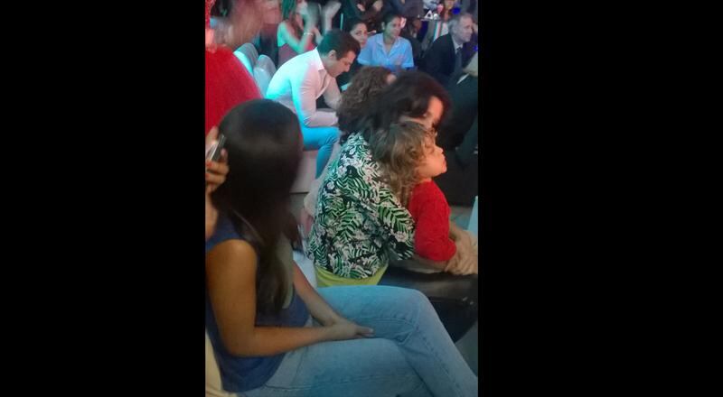 Angie Arizaga y Nicola Porcella: Así fue su encuentro en conferencia de 'Ven, baila quinceañera' [VIDEO] 