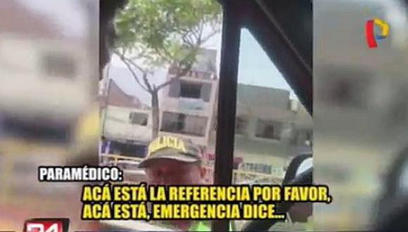 Policía vuelve a detener a ambulancia para comprobar que lleva paciente (VIDEO)