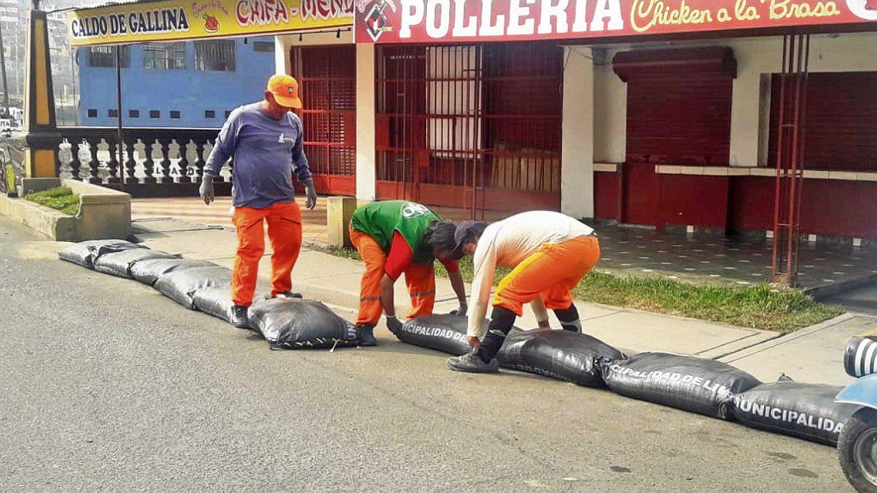 Vecinos de Chaclacayo y Chosica en alerta por crecida de río