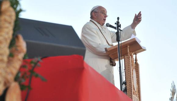 Papa Francisco pide diálogo entre Bolivia y Chile por salida a mar