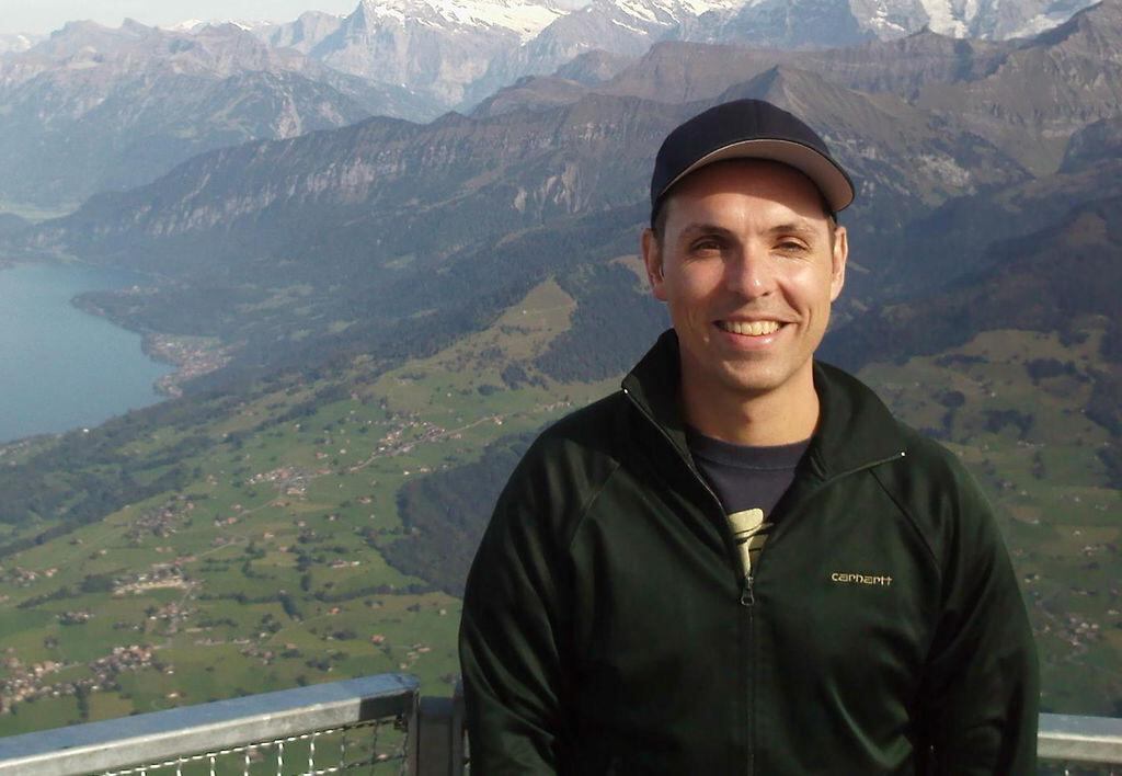 Piloto que estrelló avión no dormía y estaba más loco que una cabra