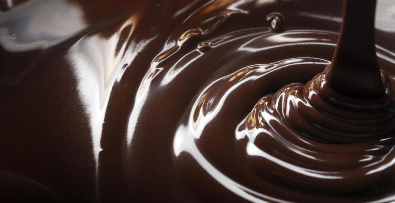 El chocolate amargo reduce la presión arterial