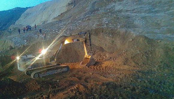 La Libertad: Seis mineros sepultados deja derrumbe de un cerro [FOTOS]