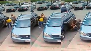Sujeto propinó una tremenda paliza a joven por un lugar en el estacionamiento (VIDEO)